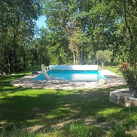 Domaine De Bonnet Bed & Breakfast